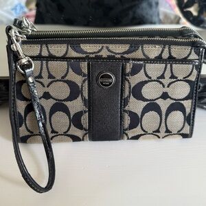 Coach Wristlet wallet